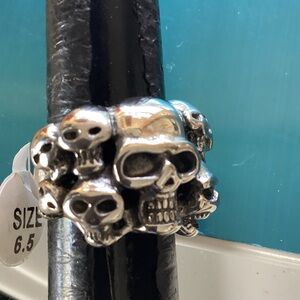 Skull Cluster Statement Ring - Silver Tone